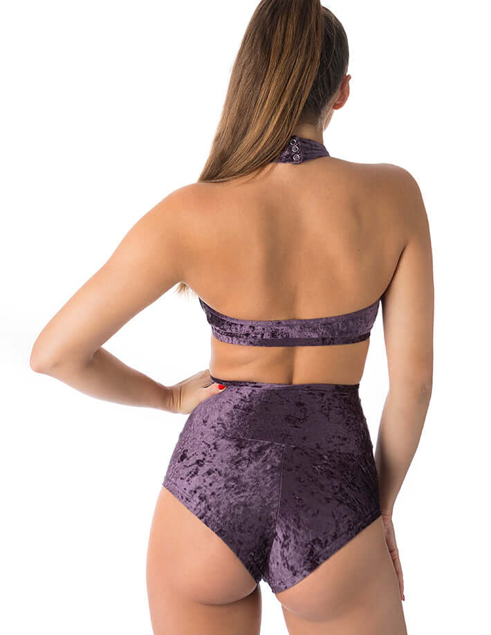 Velvet halter top Lisette | Brassière sport halter dos nu en velours | Color: purple velvet | Women's sports bra | Dragonfly Pole Dance Clothes and Bikram Hot Yoga Outfit