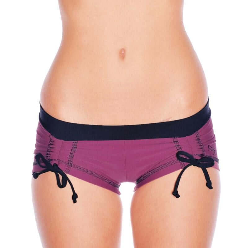 Pole fitness shorts Bella | Pole fitness šortky | Color: ruby / black | Pole Shorts | Dragonfly Pole Dance Clothing and Bikram Hot Yoga Wear