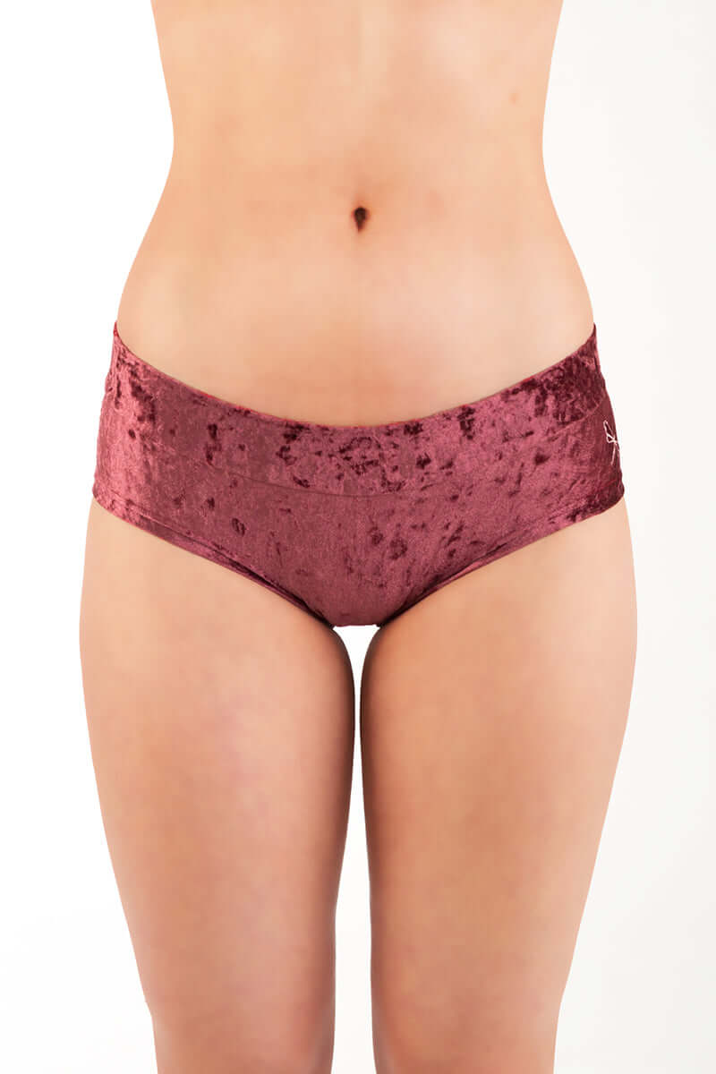 Velvet booty shorts in burgundy, perfect for pole dancing and yoga, made from soft velvet look fabric.