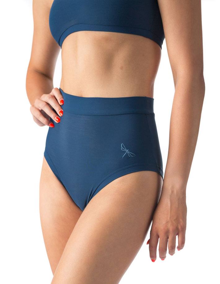 Lola scrunch butt shorts Activewear Dragonfly