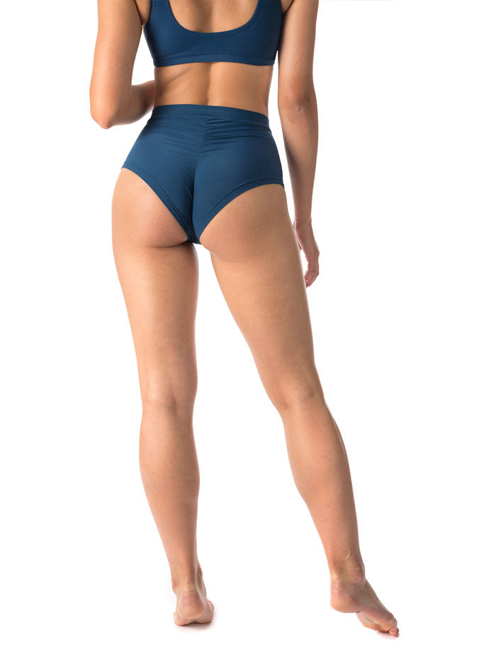 Lola scrunch butt shorts Activewear Dragonfly